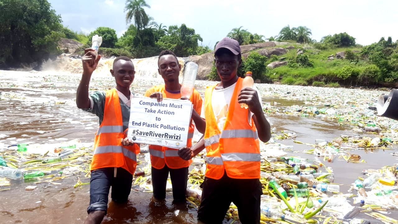 Youth from Mbarara supporting the call for companies to take action to #EndPlasticPollution