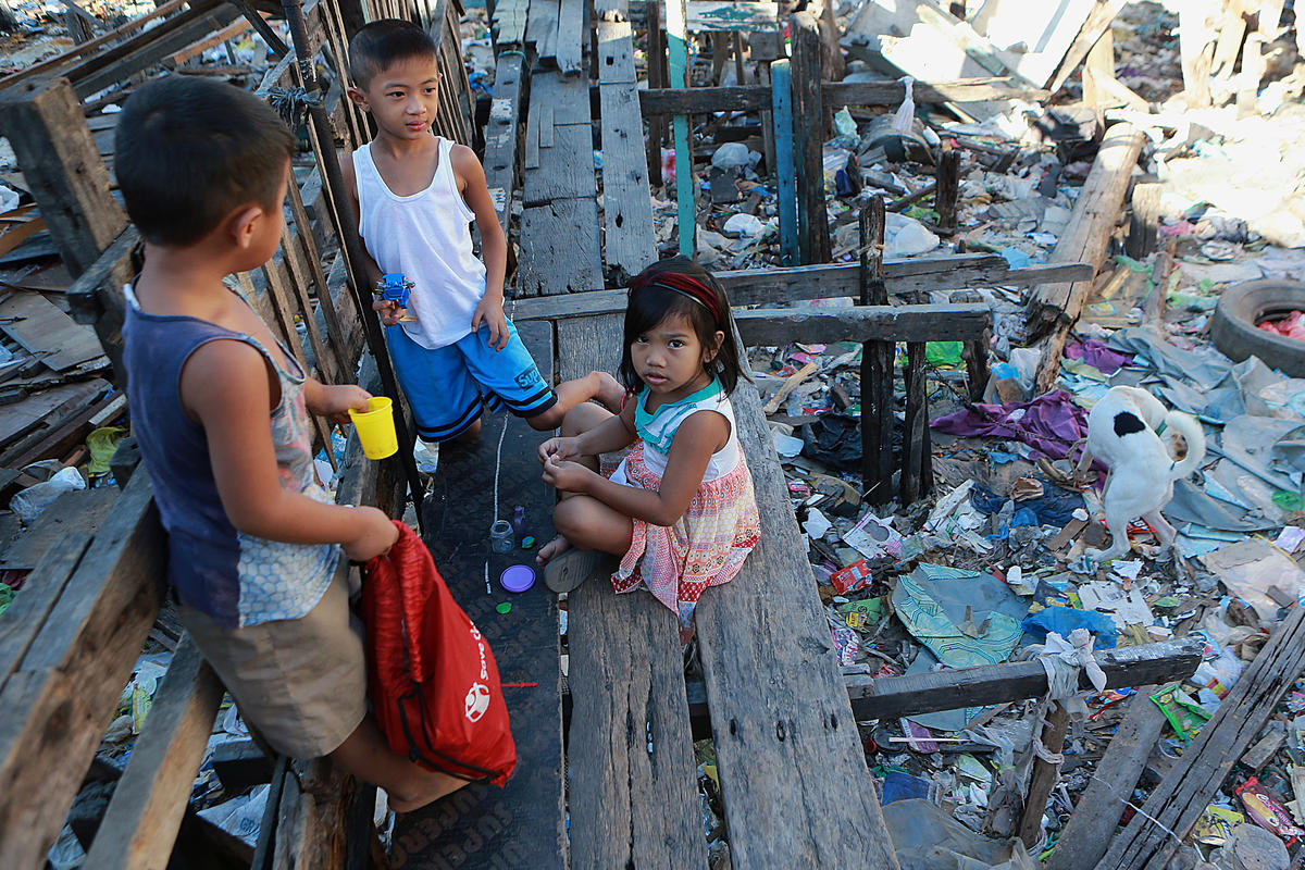 Wastes Documentation in Navotas, Manila. © Rouelle Umali