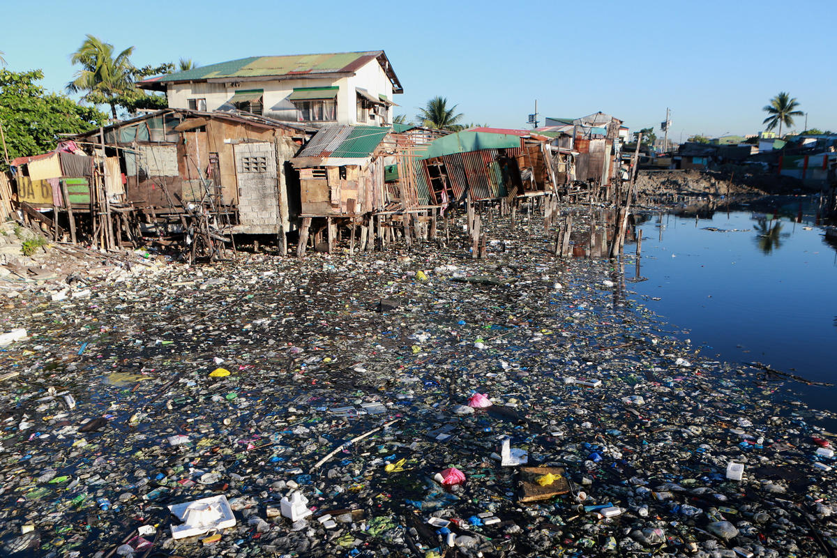 Wastes Documentation in Navotas, Manila. © Rouelle Umali
